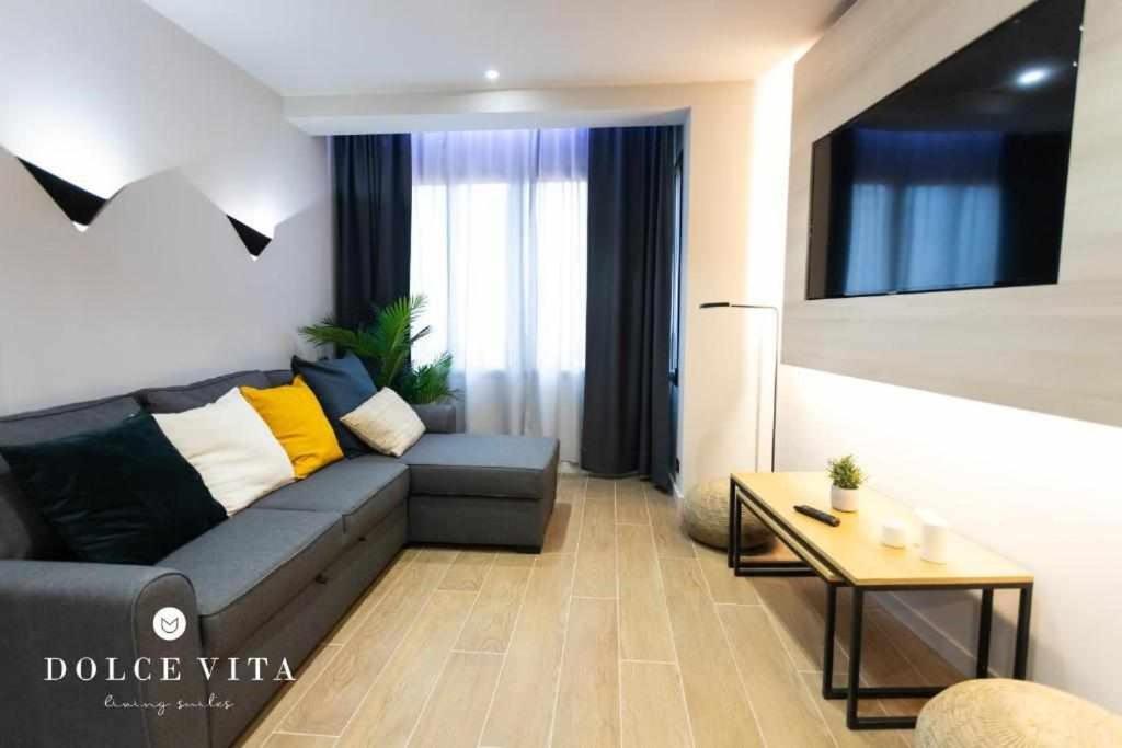 Apartamento Milano Living Suites En Vila Real Exteriör bild